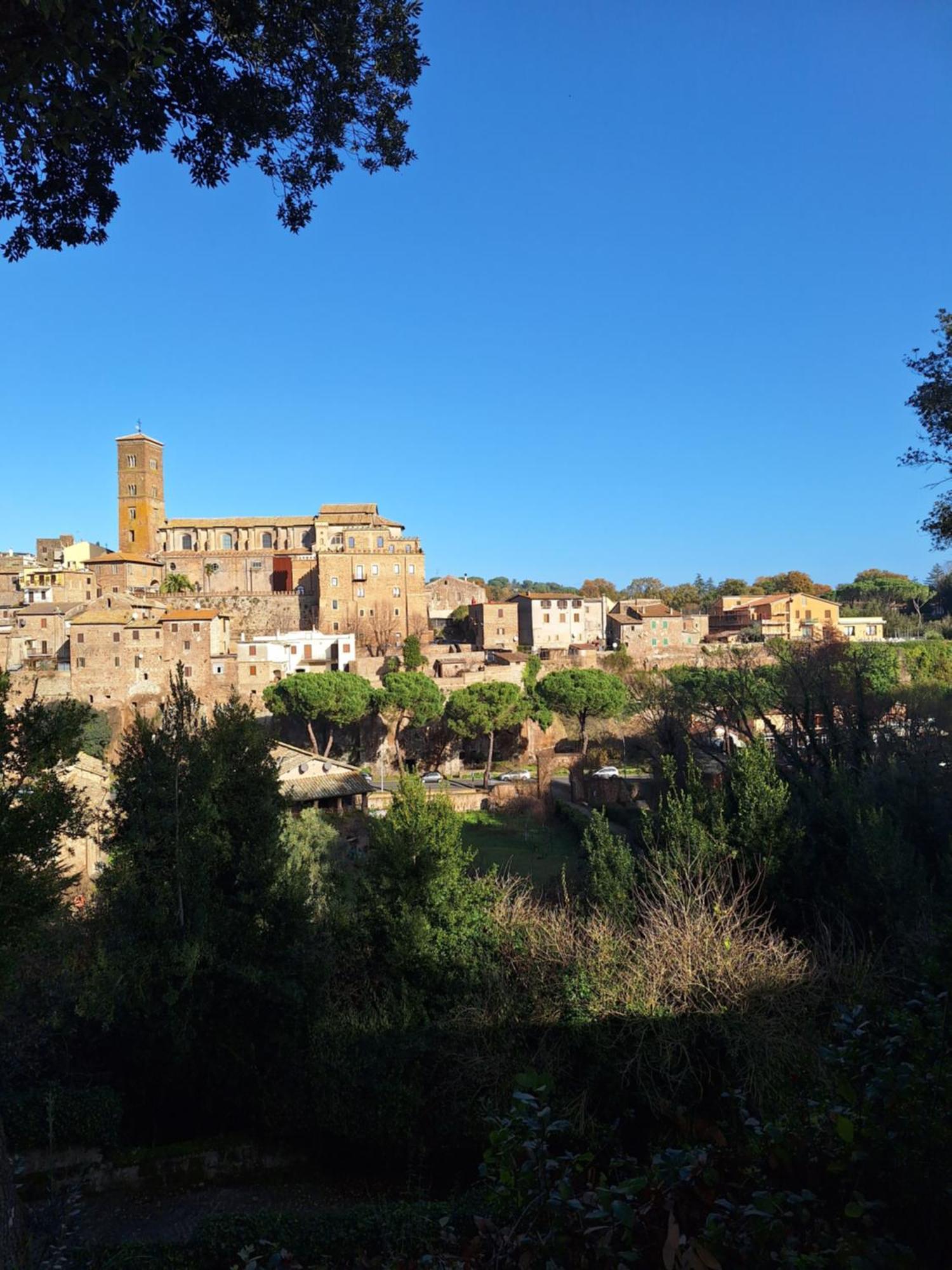 Radici Etrusche Sutri Hotel ภายนอก รูปภาพ